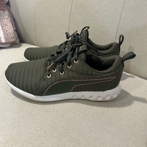 Puma Shoes - Green/Gold Puma Sneakers with White Soles